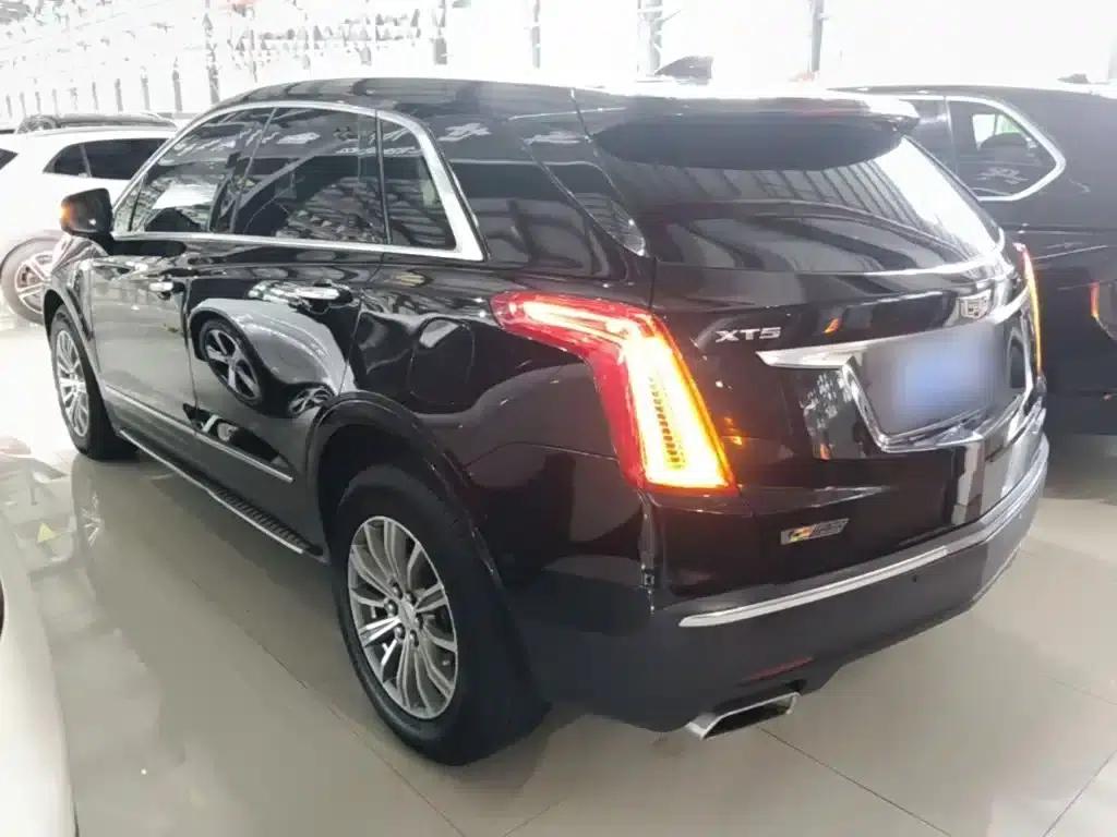 2016 Cadillac XT5 25T Luxury — миниатюра 5