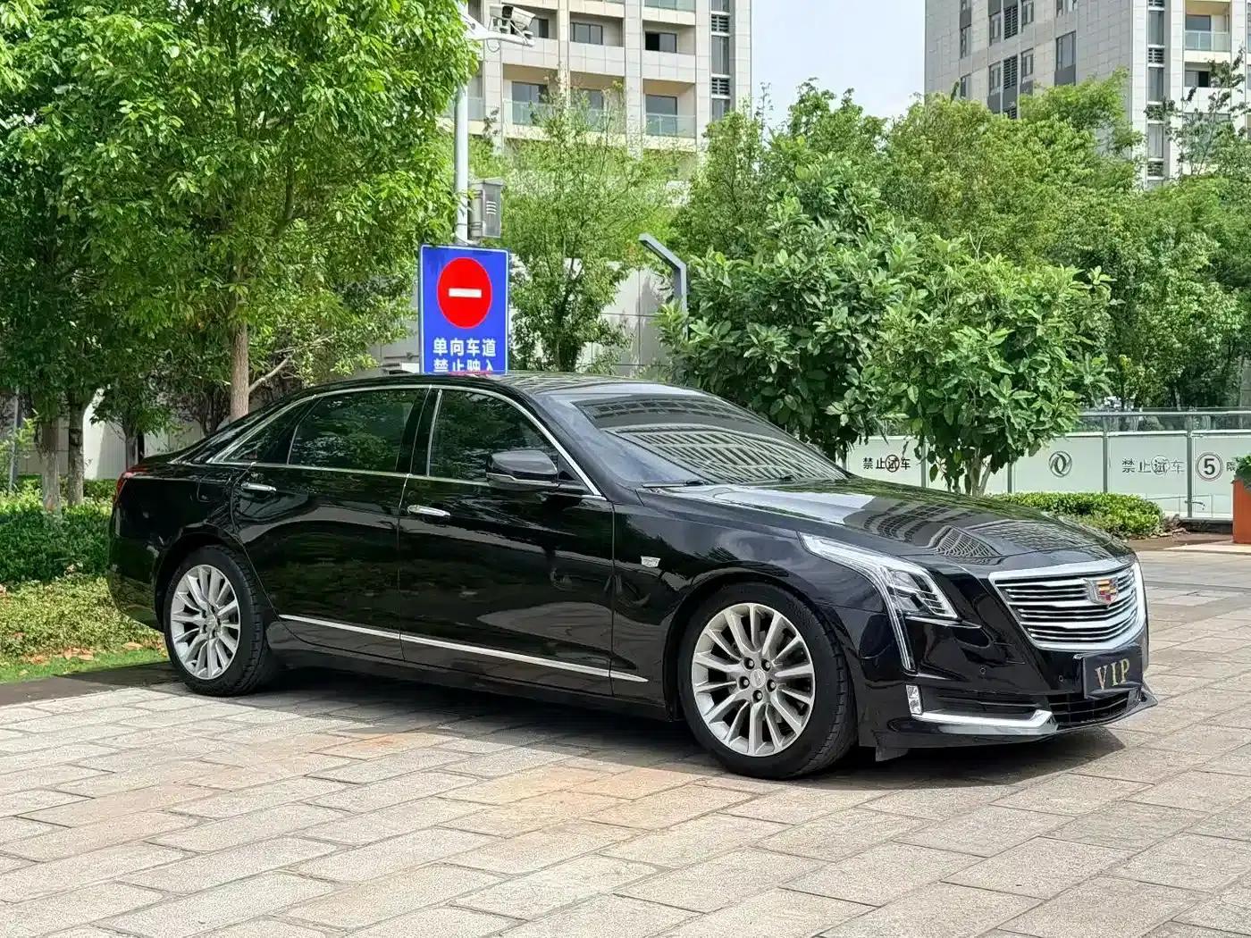 2017 Cadillac CT6 28T Platinum Edition — миниатюра 3