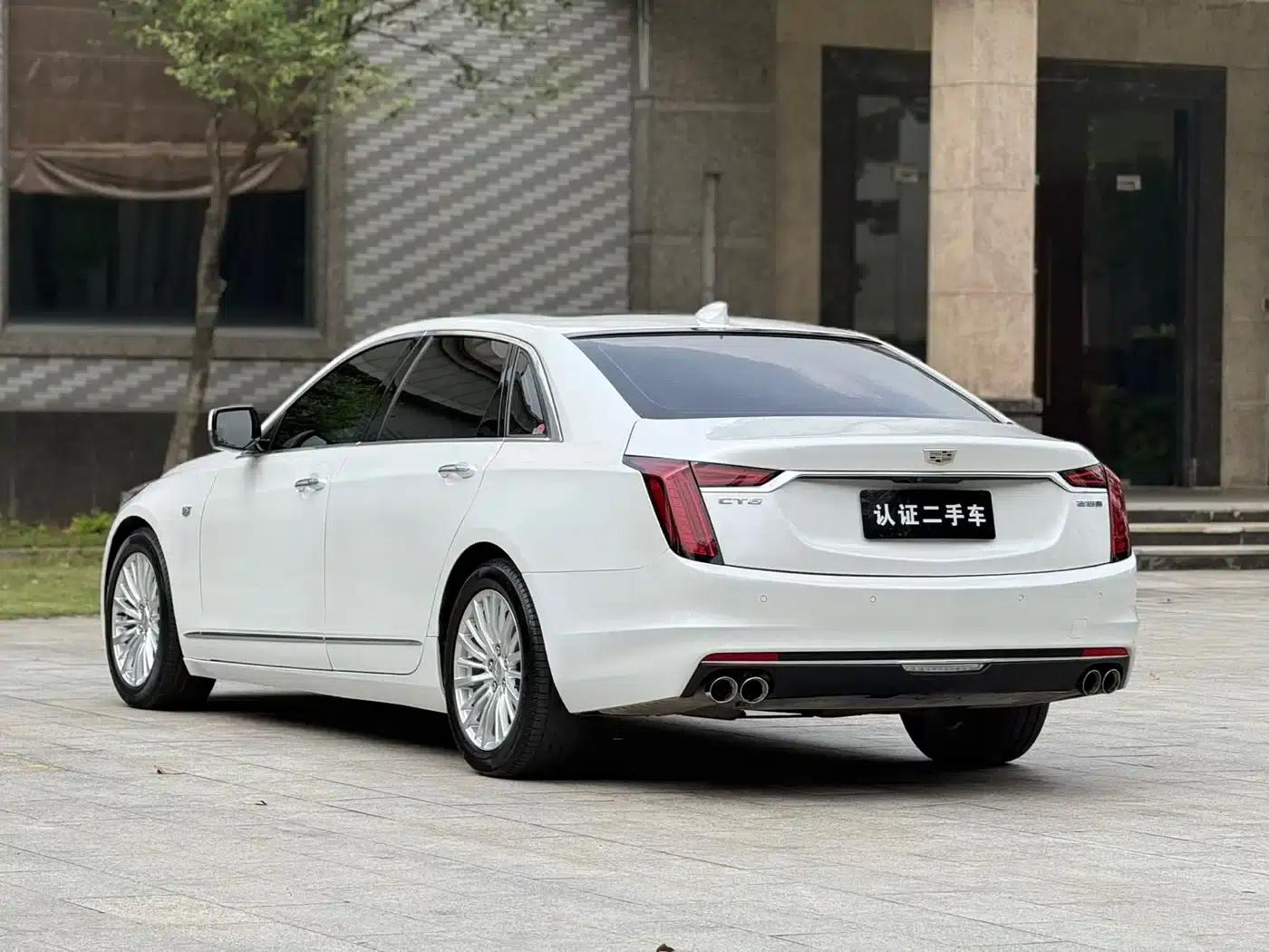 2021 Cadillac CT6 28T Luxury — миниатюра 19