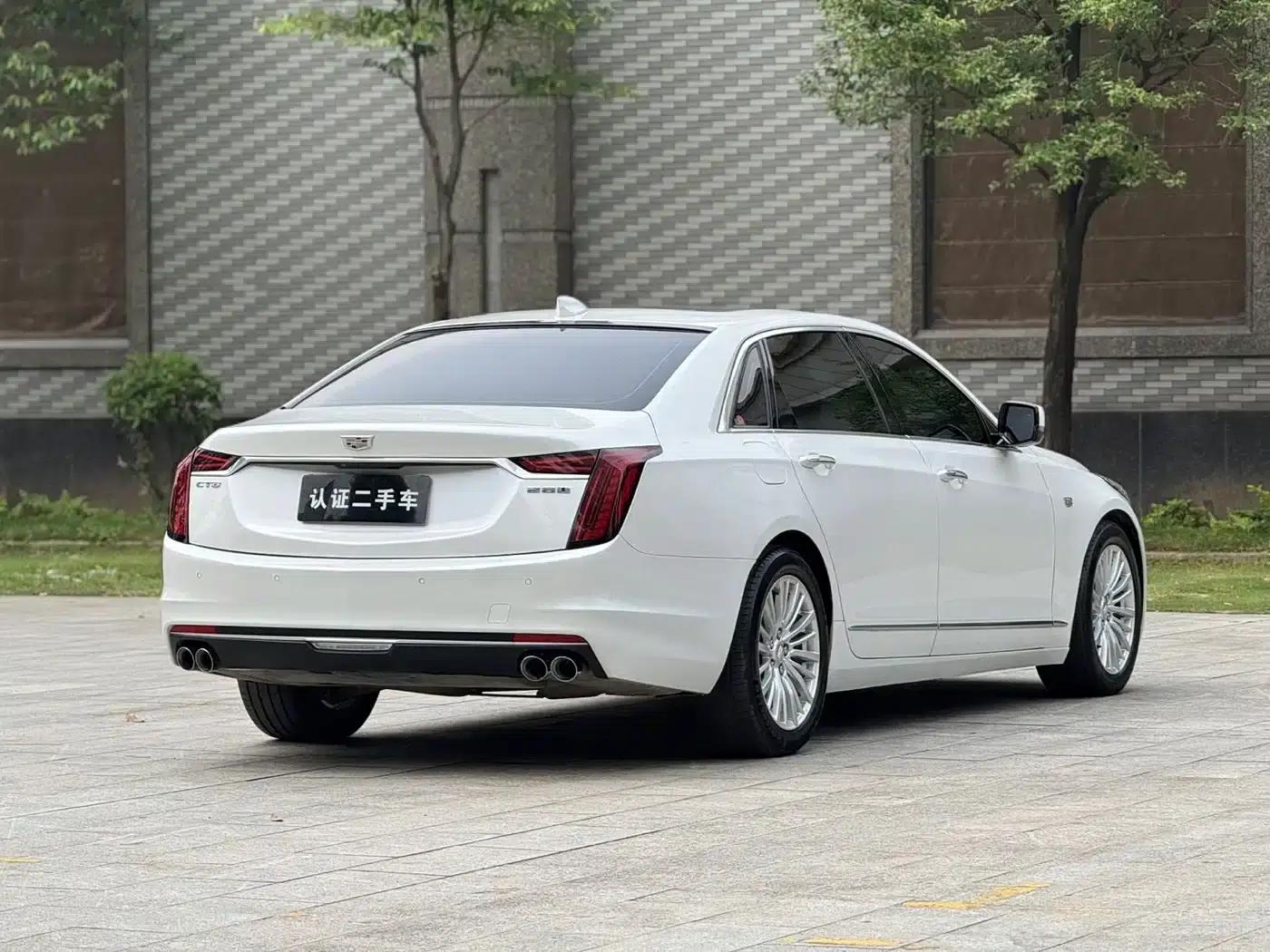 2021 Cadillac CT6 28T Luxury — миниатюра 21
