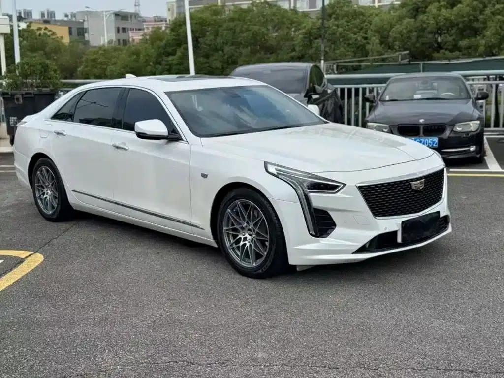 2019 Cadillac CT6 28T Fashion Edition — миниатюра 2