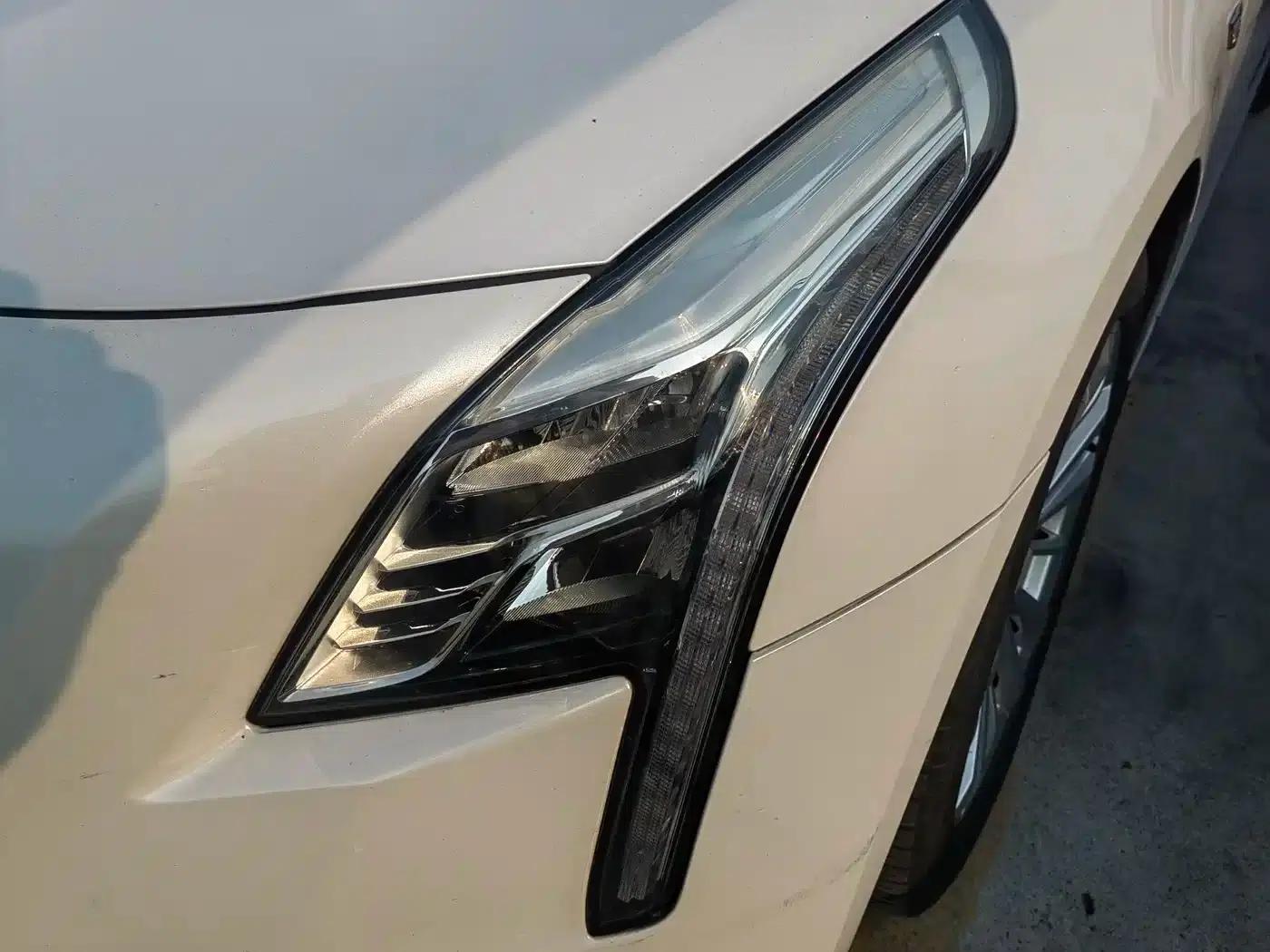 2017 Cadillac CT6 28T Fashion Edition — миниатюра 12