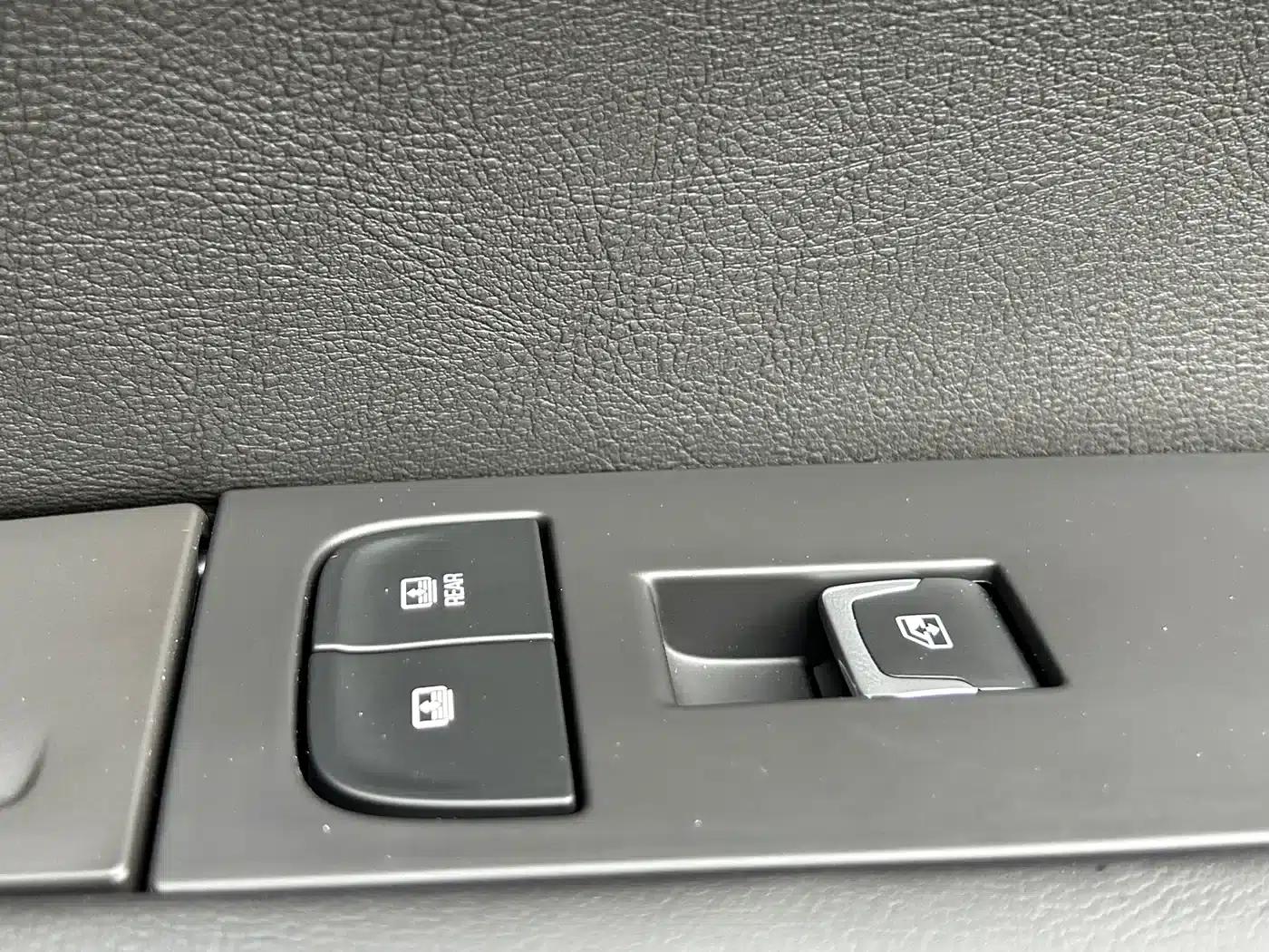 2019 Cadillac CT6 28T Luxury — миниатюра 18