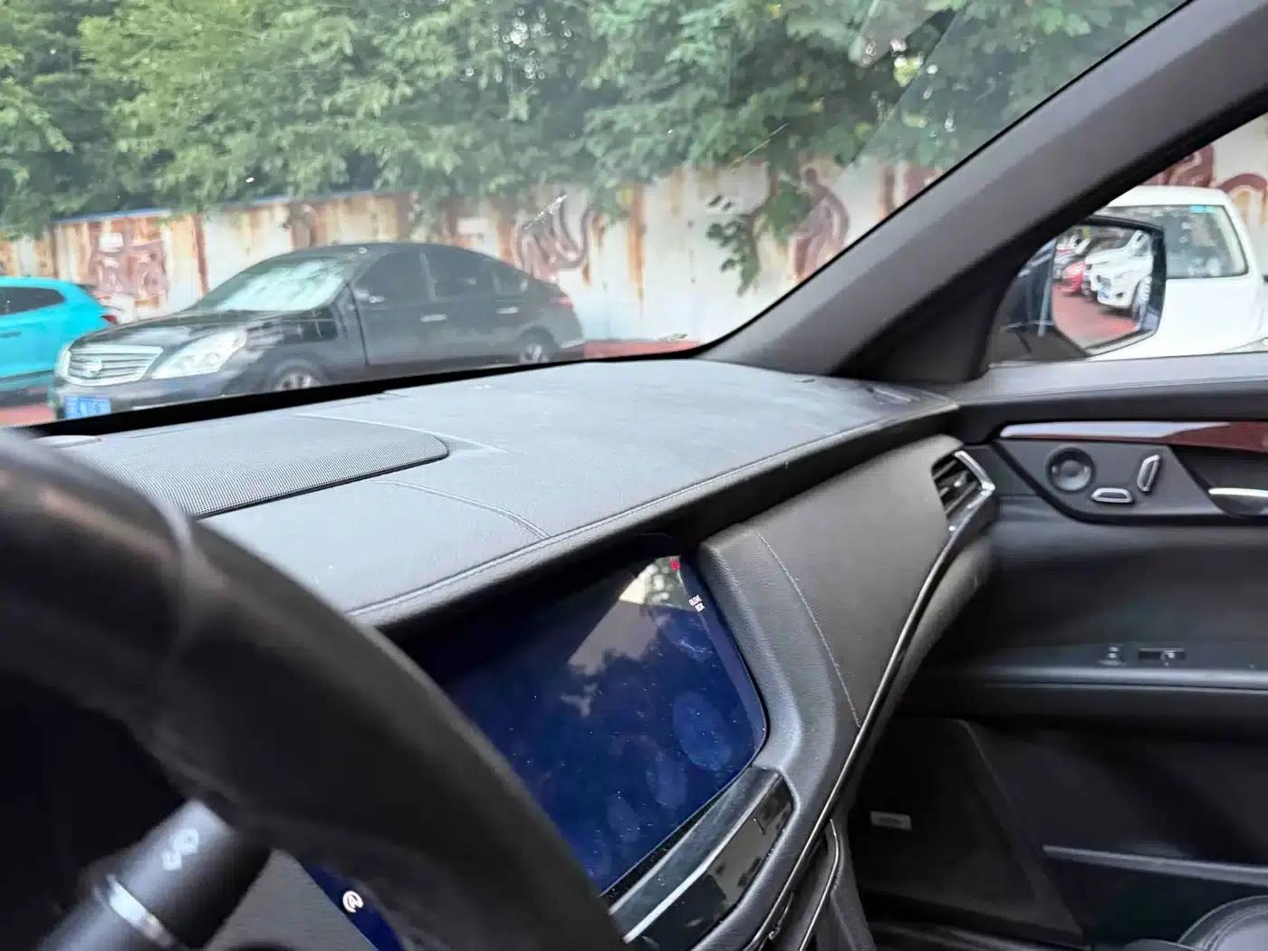 2020 Cadillac CT6 28T Luxury — миниатюра 12