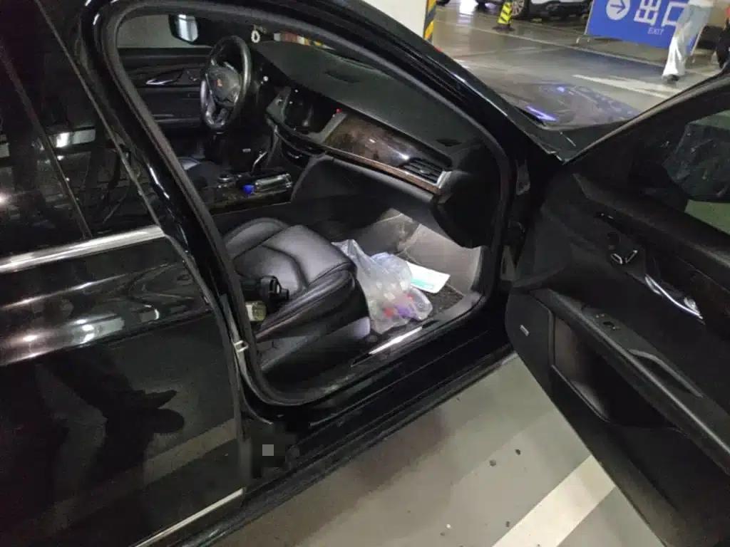 2021 Cadillac CT6 28T Luxury — миниатюра 22