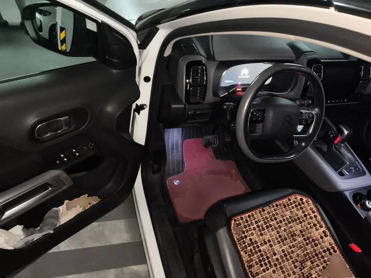Citroen C5 AIRCROSS 2017 350THP Luxury Model — миниатюра 16