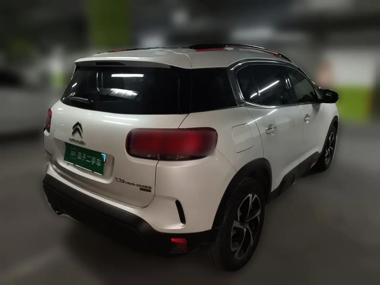 Citroen C5 AIRCROSS 2017 350THP Luxury Model — миниатюра 6