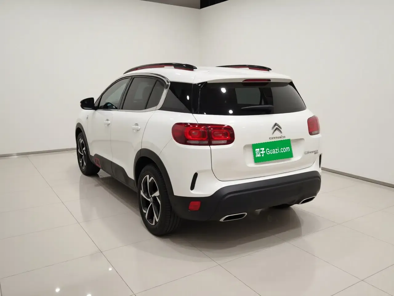 Citroen C5 AIRCROSS 2017 380THP Luxury Model — миниатюра 4