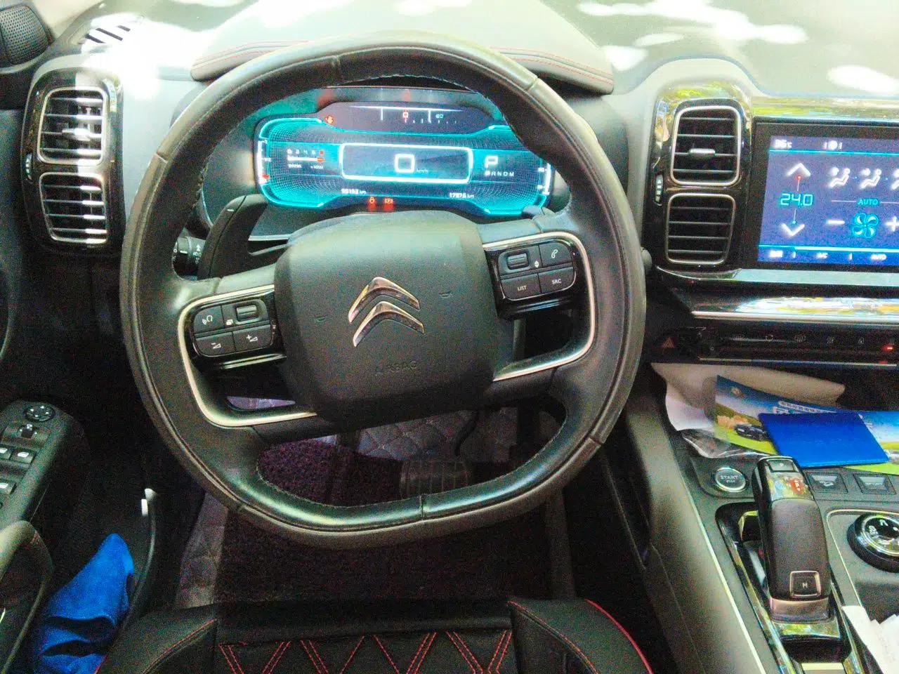 Citroen C5 AIRCROSS 2017 380THP Luxury Model — миниатюра 9
