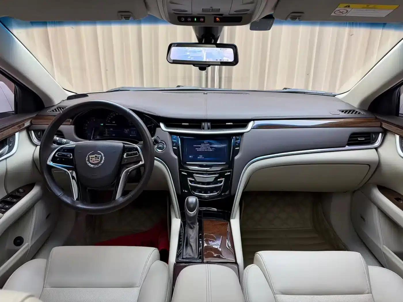 2016 Cadillac XTS 28T Elite — миниатюра 2