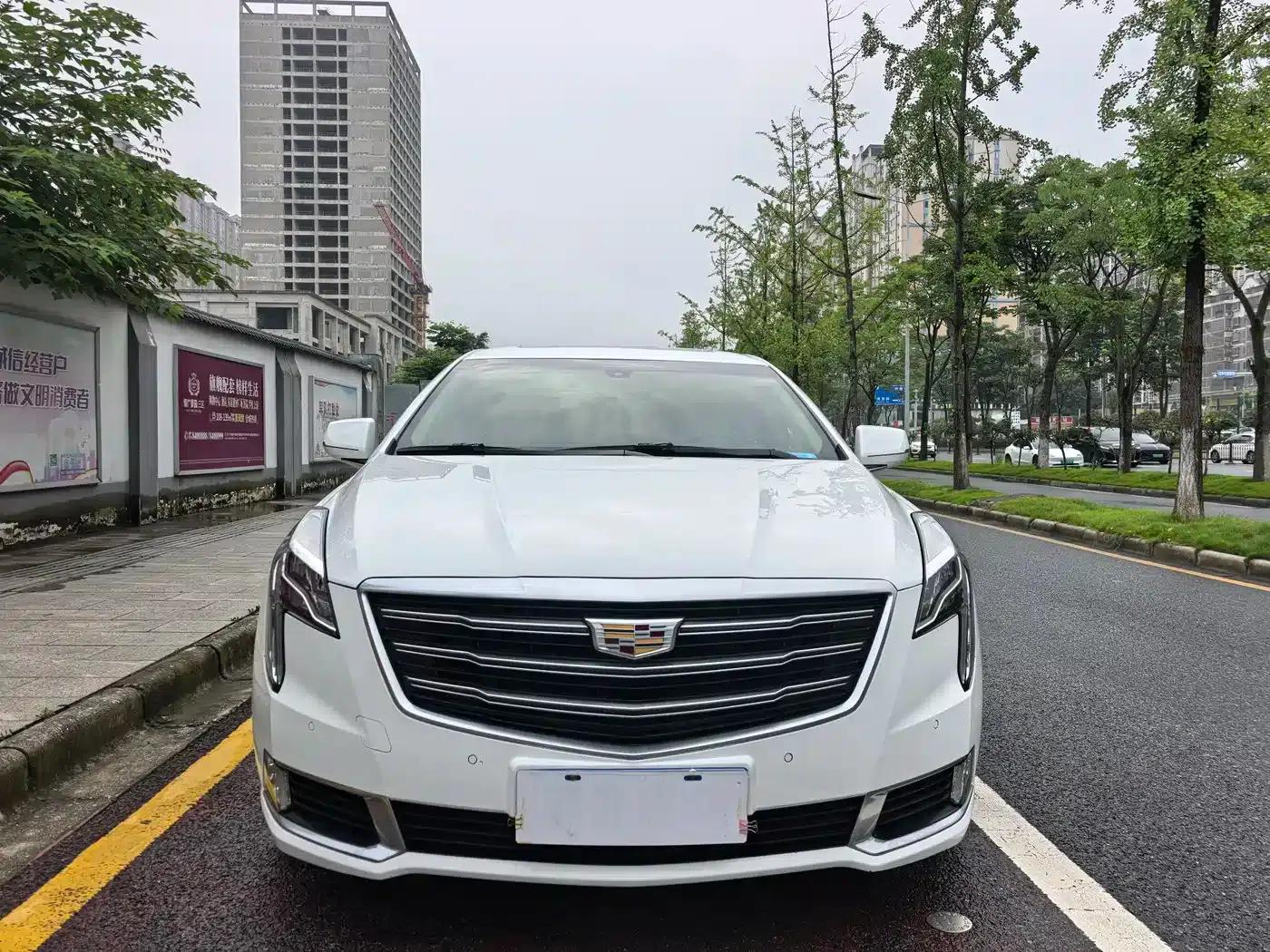 2018 Cadillac XTS 28T Elite — миниатюра 3