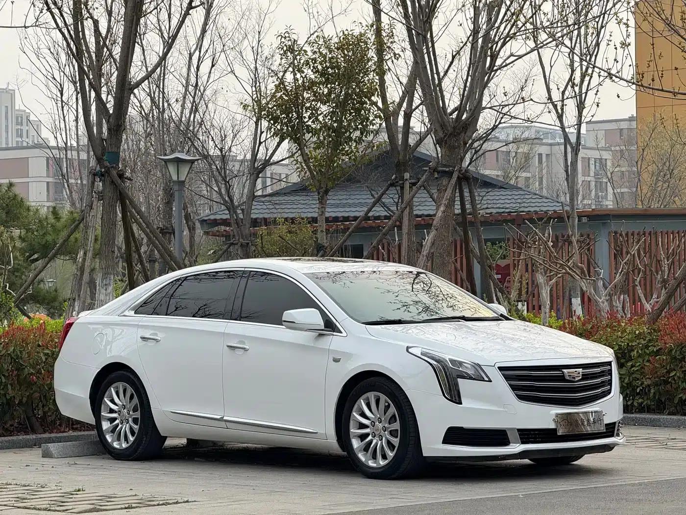 2018 Cadillac XTS 28T Technology Edition — миниатюра 3