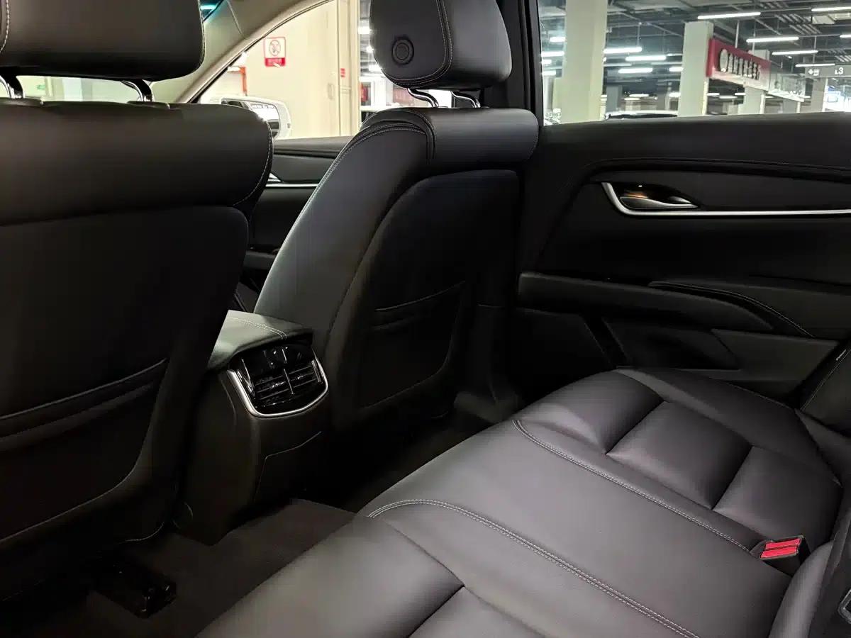 2018 Cadillac XTS 28T Technology Edition — миниатюра 6