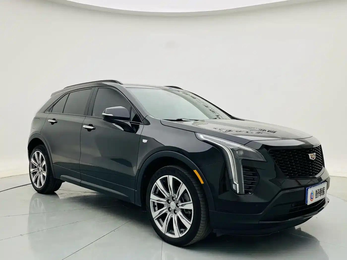 2022 Cadillac XT4 28T AWD Premium — миниатюра 3