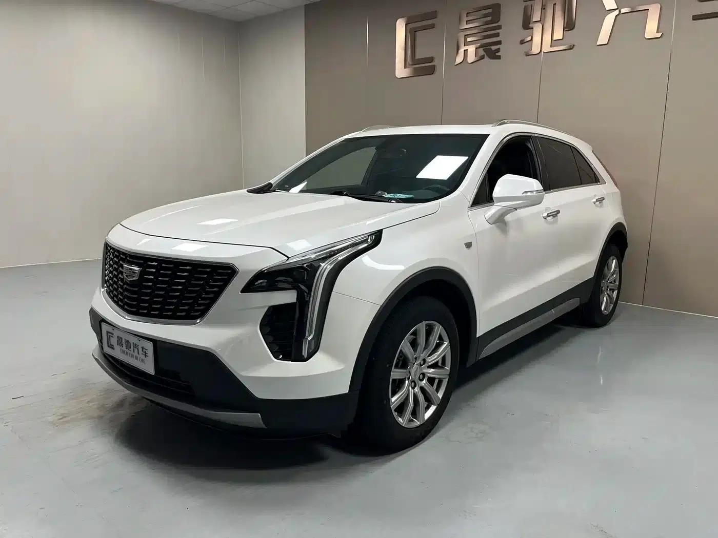Cadillac XT4 2021 28T Two-Wheel Drive Premium Edition — миниатюра 1