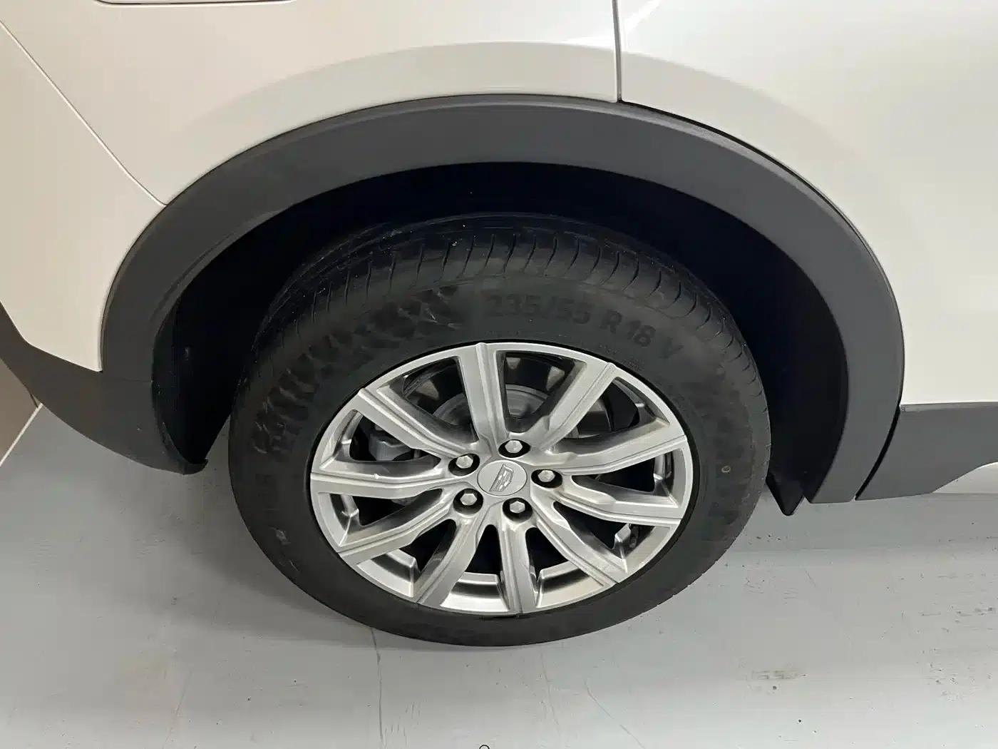 Cadillac XT4 2021 28T Two-Wheel Drive Premium Edition — миниатюра 19