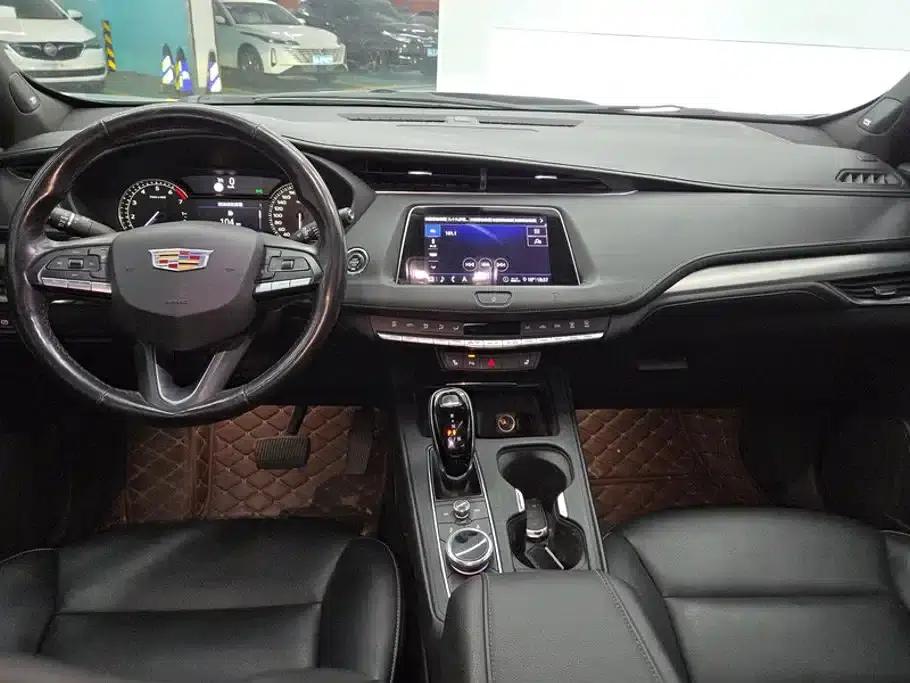 2020 Cadillac XT4 28T Two-Wheel Drive Luxury — миниатюра 12