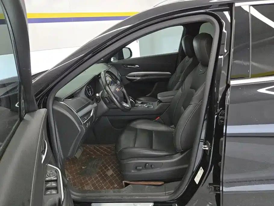 2020 Cadillac XT4 28T Two-Wheel Drive Luxury — миниатюра 9