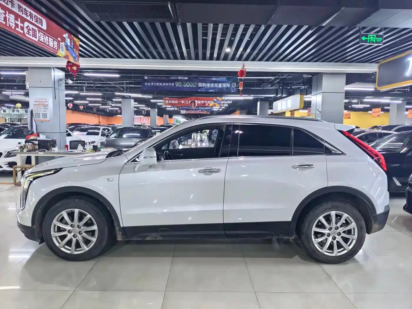 2020 Cadillac XT4 Facelift 28T Two-Wheel Drive Technical Edition — миниатюра 3