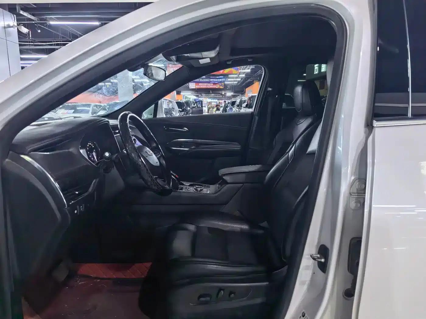 2020 Cadillac XT4 Facelift 28T Two-Wheel Drive Technical Edition — миниатюра 4