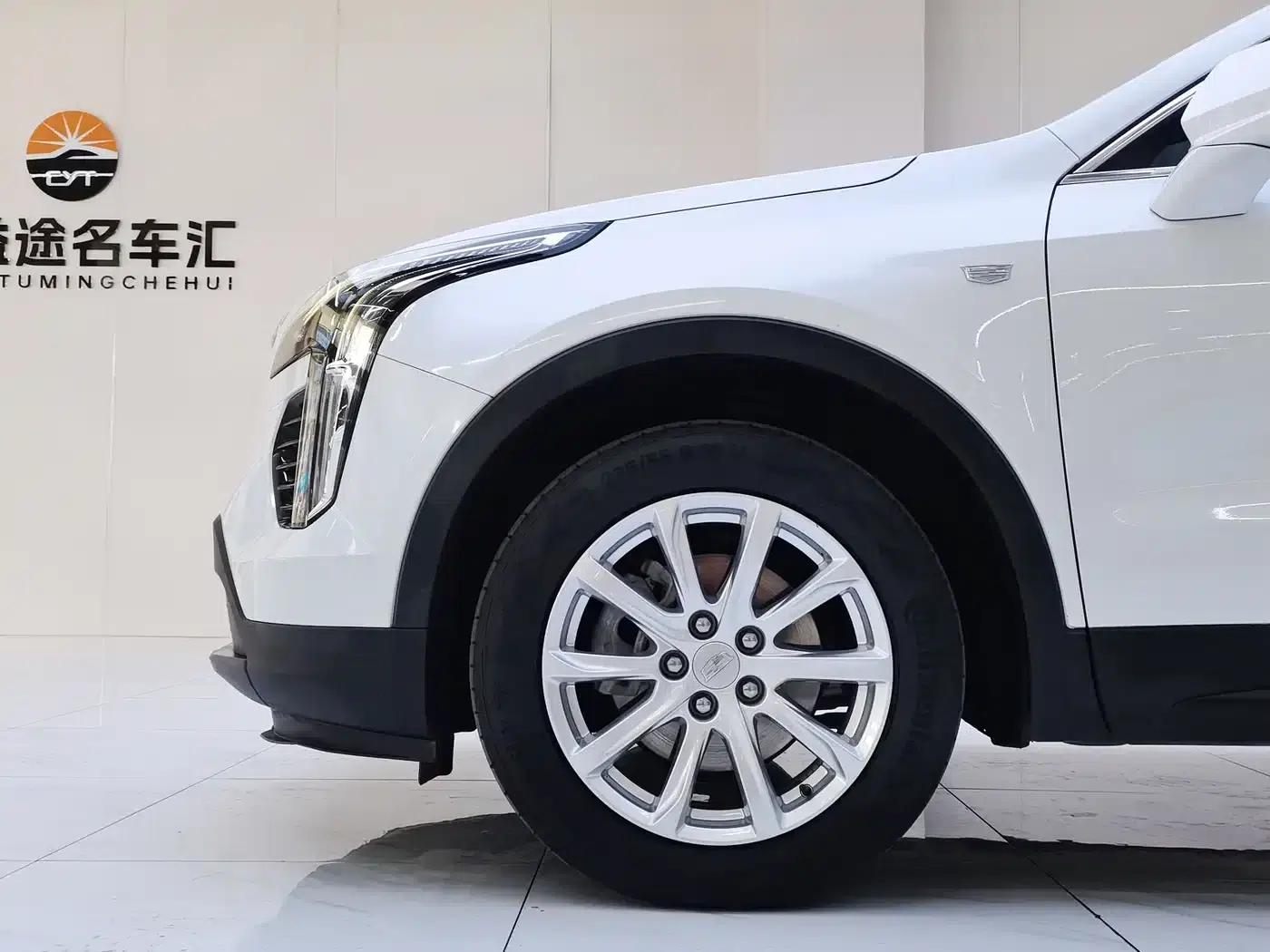 Cadillac XT4 2021 28T Two-Wheel Drive Technology Edition — миниатюра 18