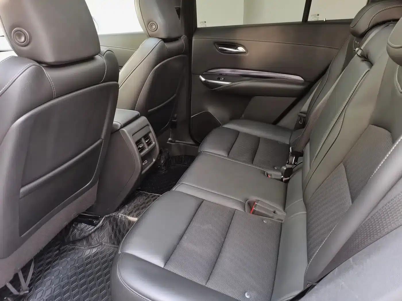 Cadillac XT4 2021 28T Two-Wheel Drive Technology Edition — миниатюра 5