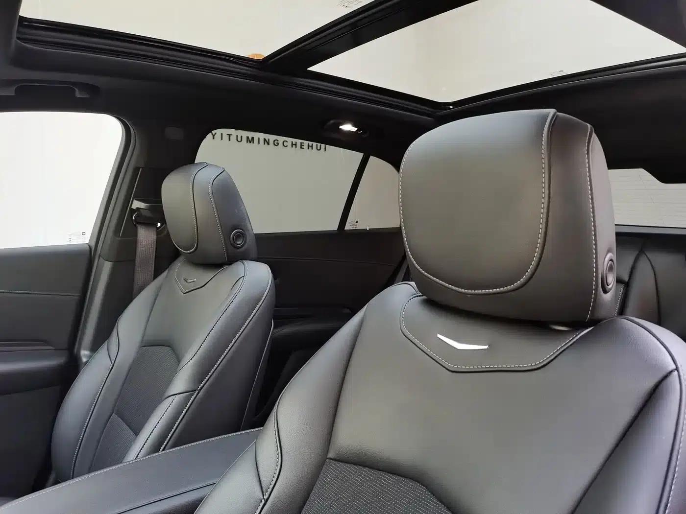 Cadillac XT4 2021 28T Two-Wheel Drive Technology Edition — миниатюра 6