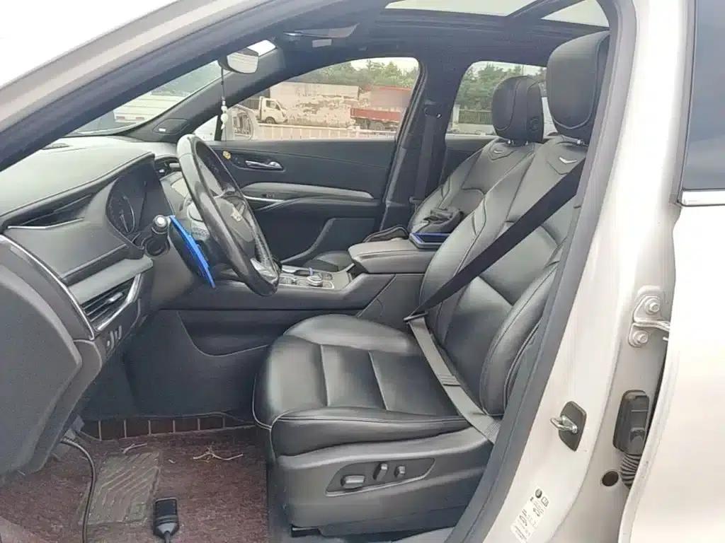 Cadillac XT4 2020 28T Two-Wheel Drive Premium Edition — миниатюра 15