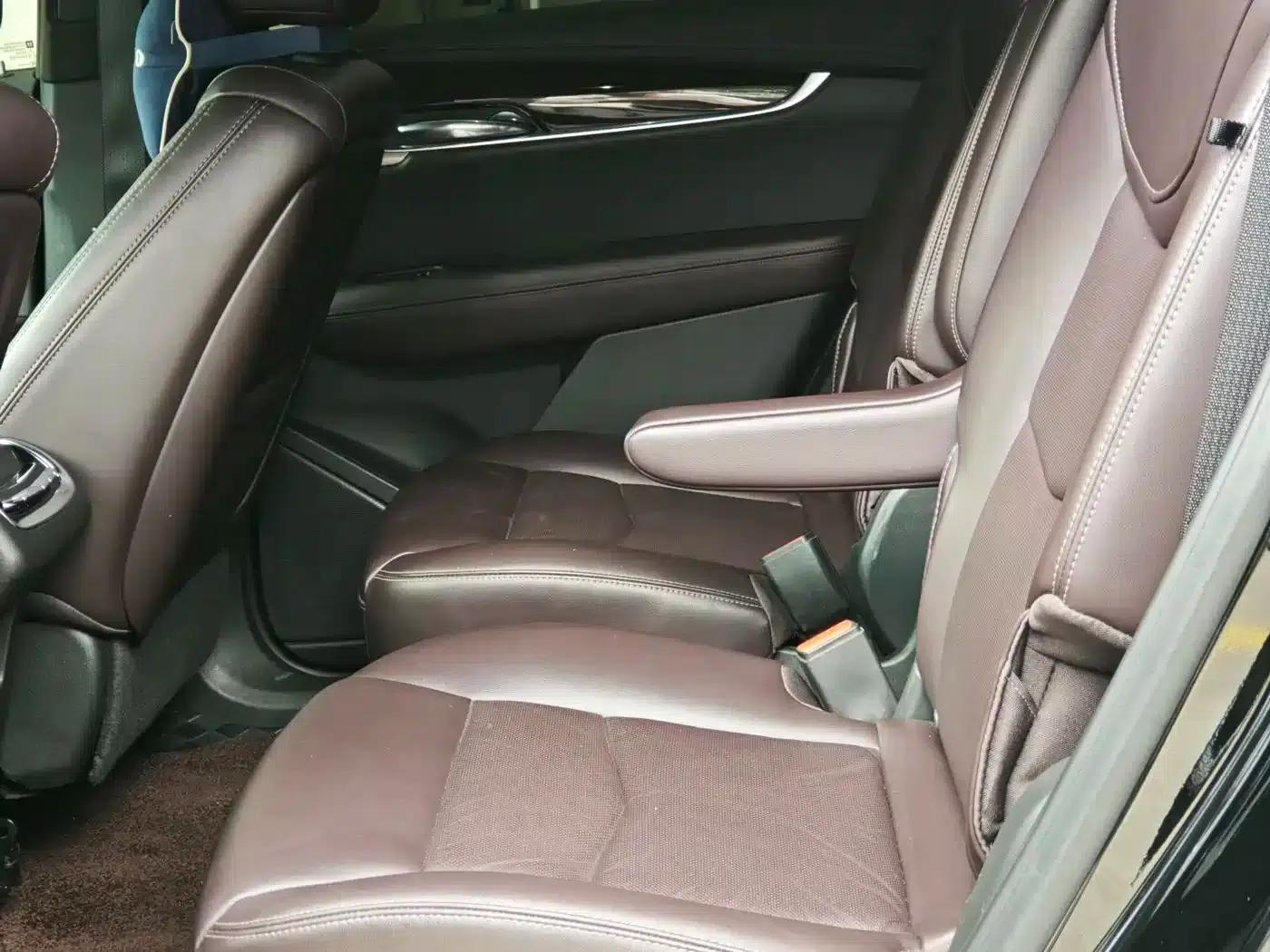 Cadillac XT6 2022 2.0T Six-Seat AWD Luxury — миниатюра 9