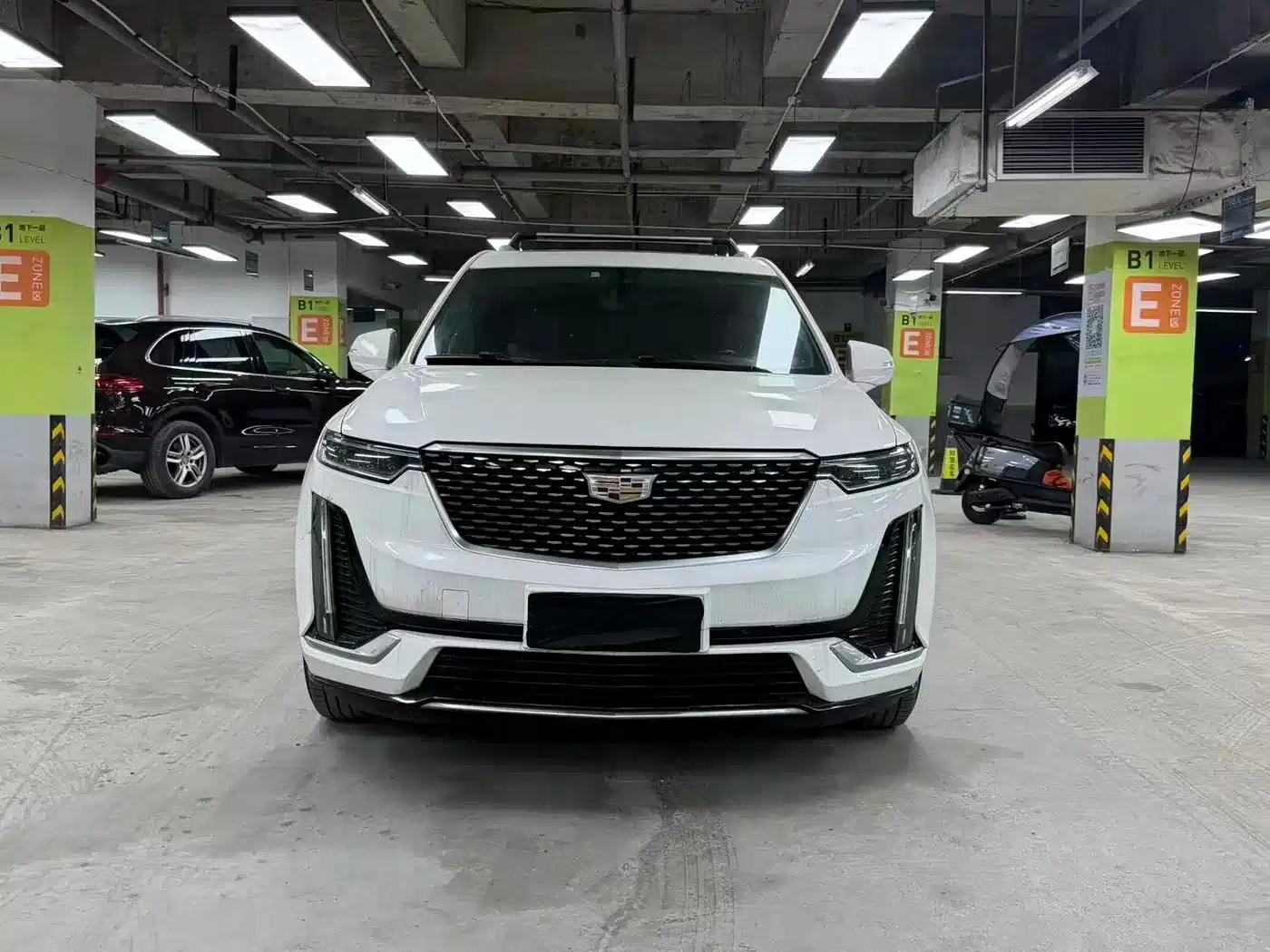 2020 Cadillac XT6 28T Six-Seat AWD Luxury — миниатюра 2