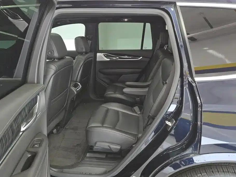 Cadillac XT6 2022 2.0T Six-Seat AWD Luxury — миниатюра 11