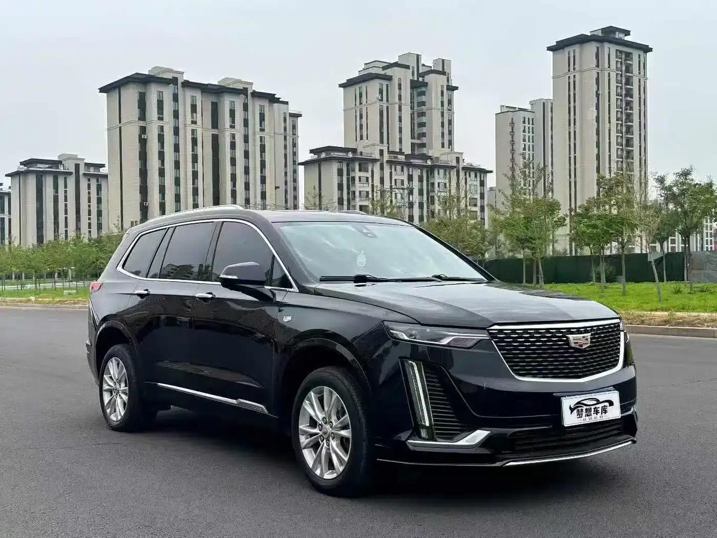 Cadillac XT6 2021 28T Six-Seat AWD Fashion Edition — миниатюра 2