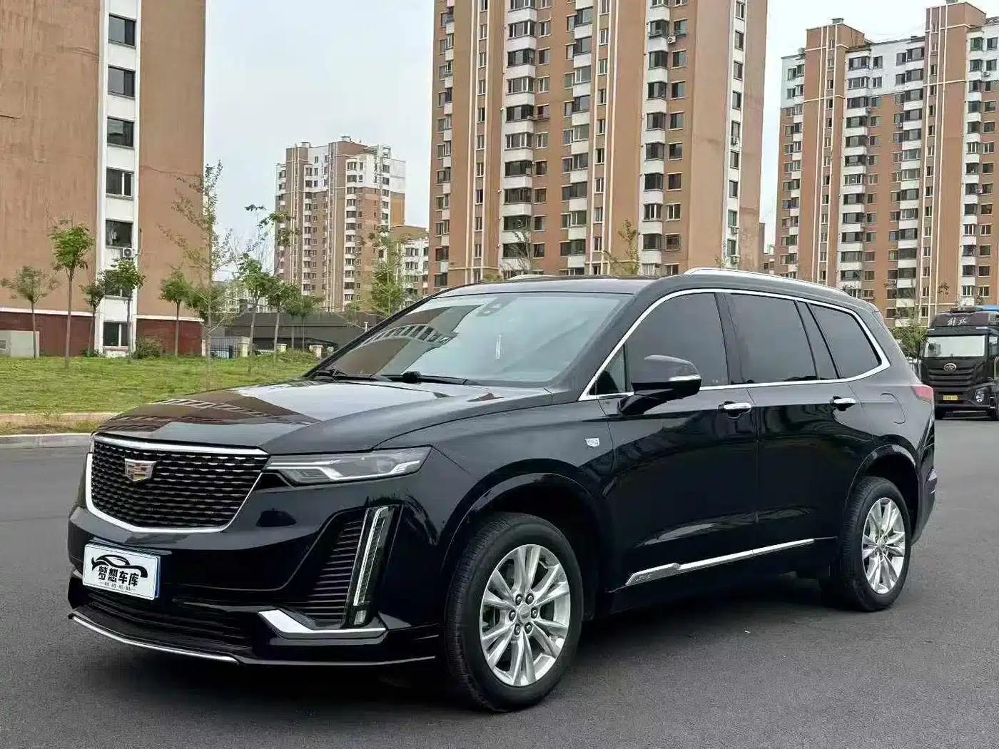 Cadillac XT6 2021 28T Six-Seat AWD Fashion Edition — миниатюра 3