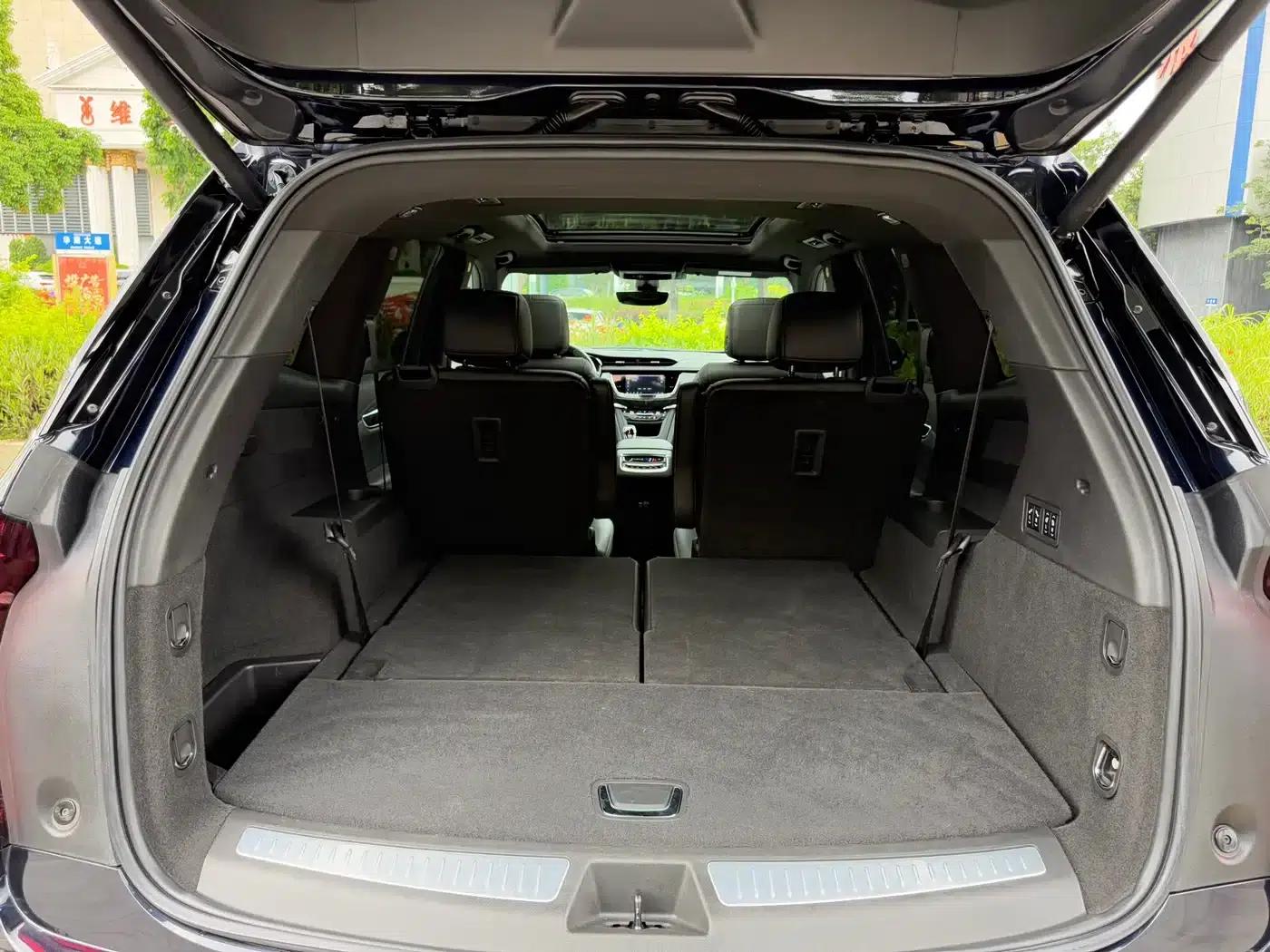 Cadillac XT6 2022 2.0T Six-Seat AWD Luxury — миниатюра 17