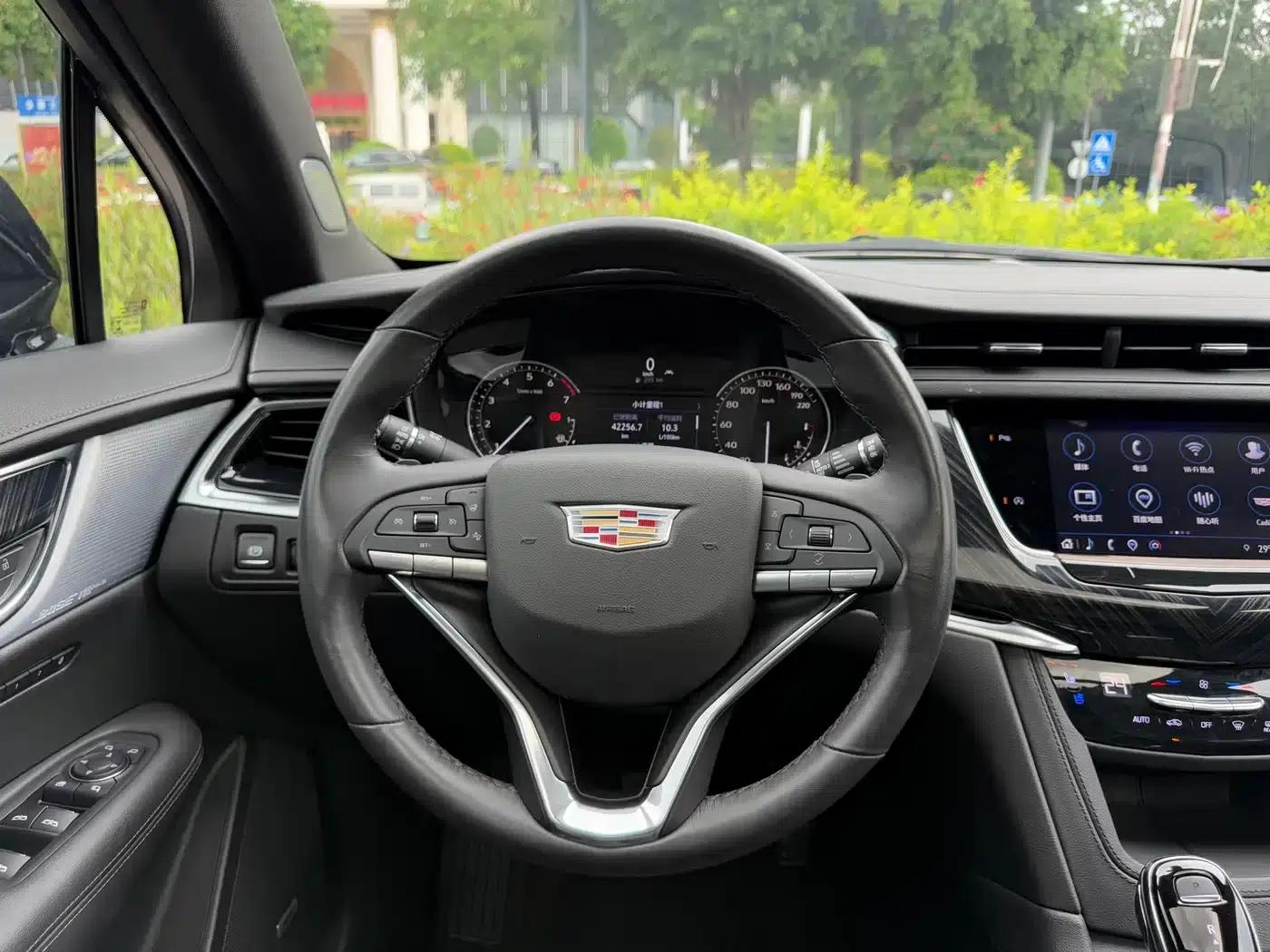 Cadillac XT6 2022 2.0T Six-Seat AWD Luxury — миниатюра 19