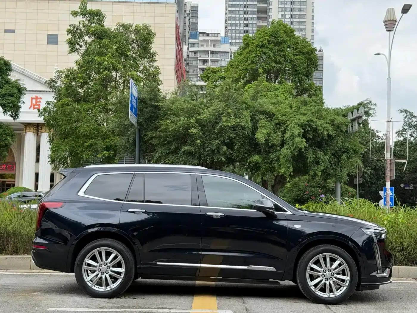 Cadillac XT6 2022 2.0T Six-Seat AWD Luxury — миниатюра 7