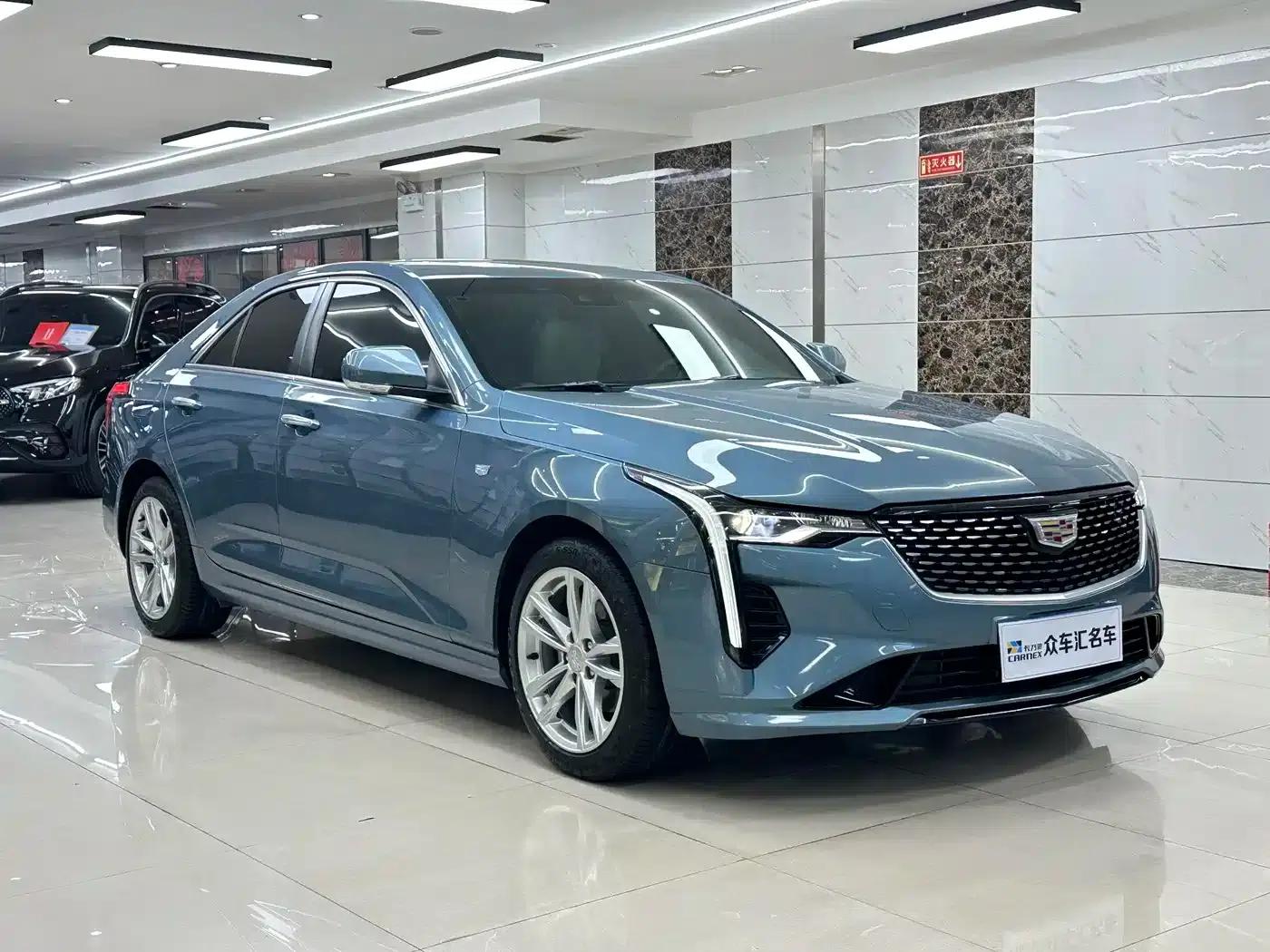 2023 Cadillac CT4 25T Fashion Edition — миниатюра 3