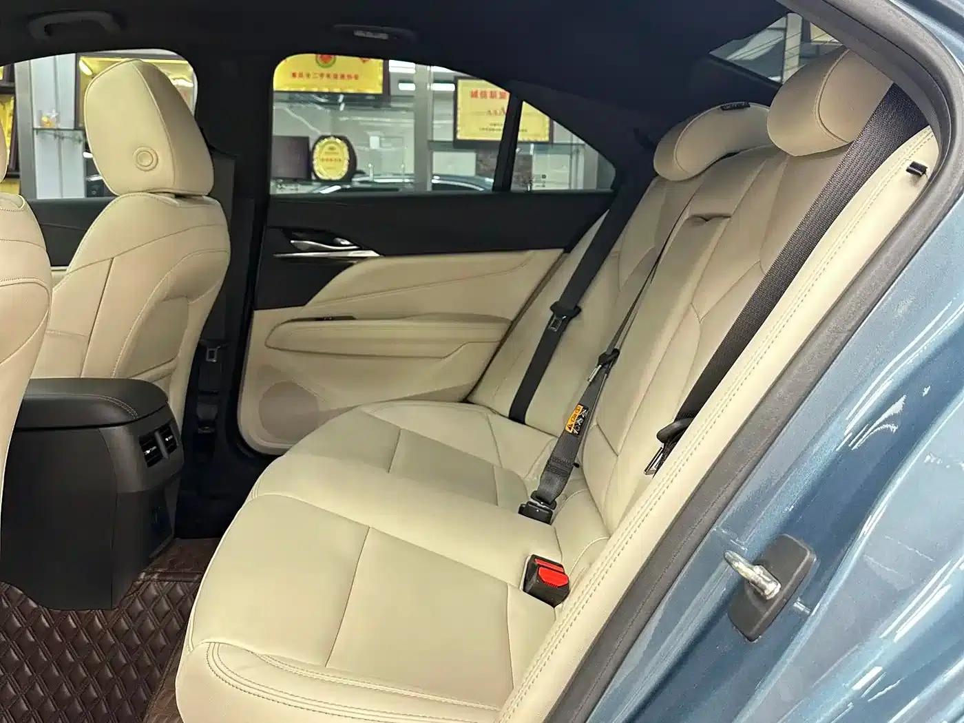 2023 Cadillac CT4 25T Fashion Edition — миниатюра 8