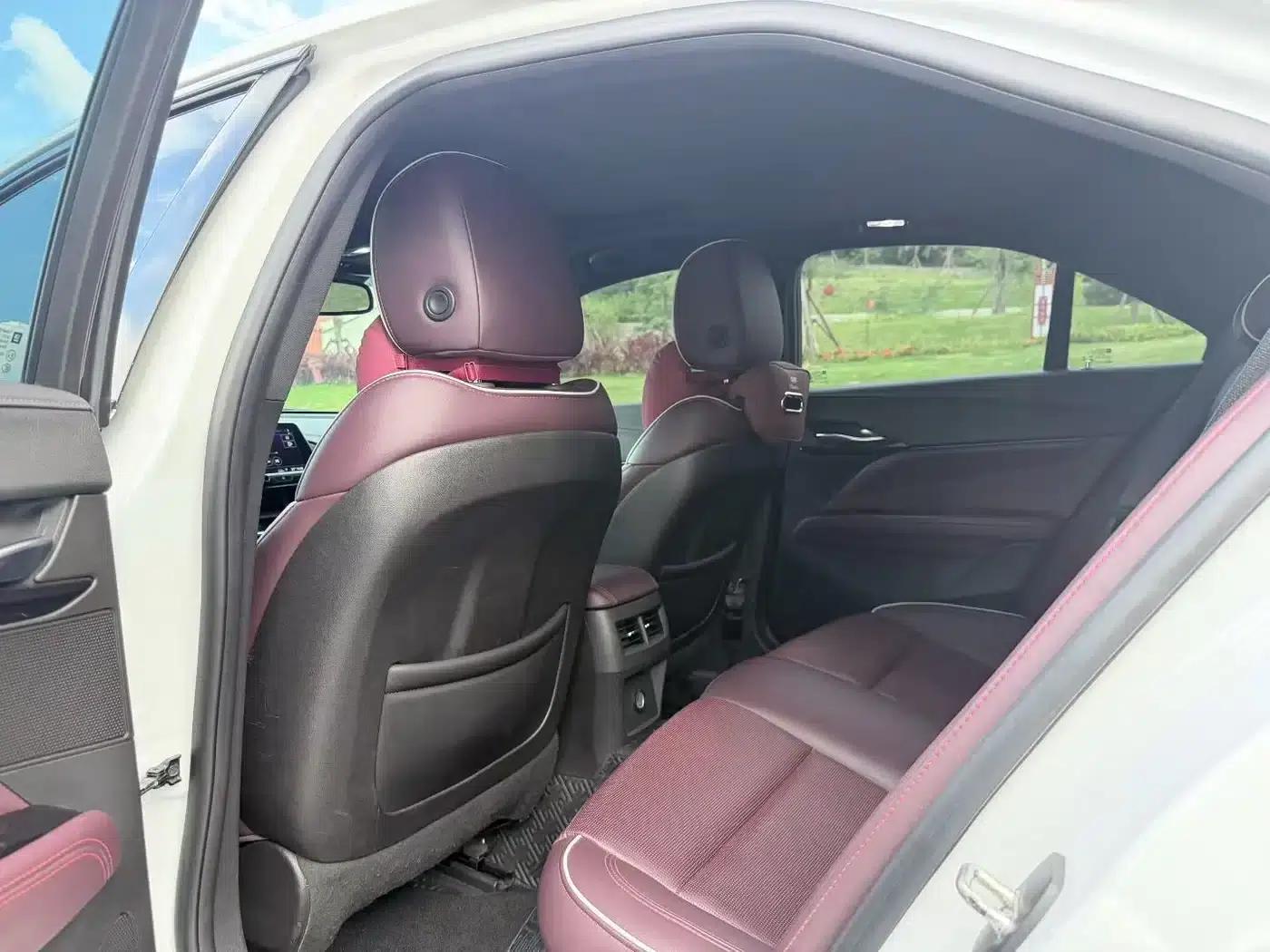 2020 Cadillac CT4 28T Elite — миниатюра 9
