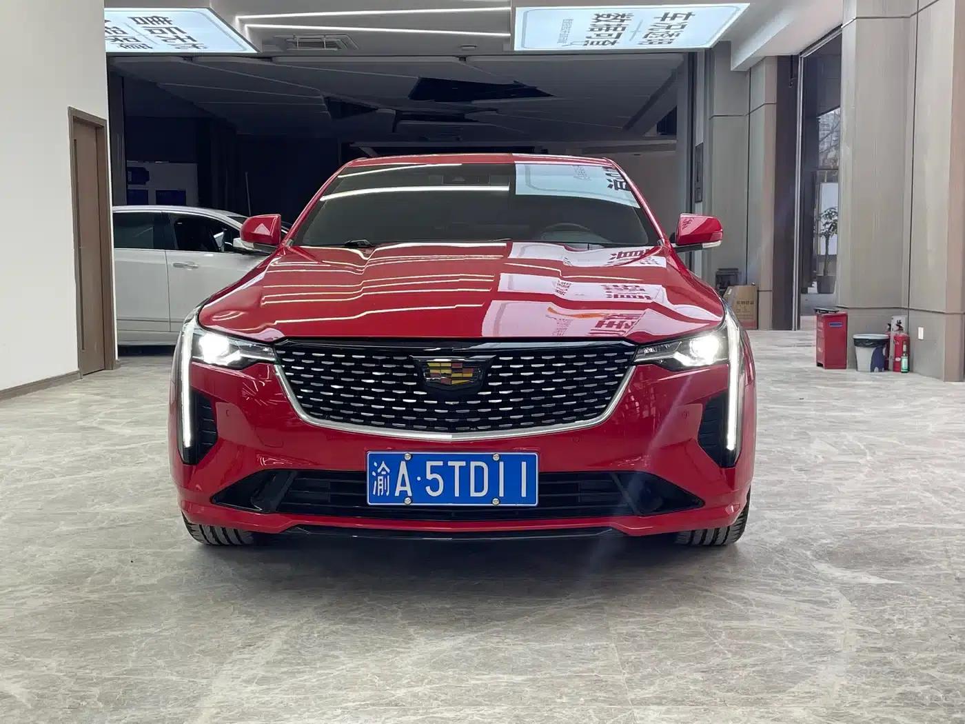 2022 Cadillac CT4 28T Luxury — миниатюра 2