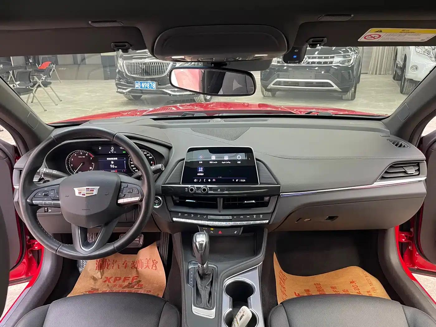 2022 Cadillac CT4 28T Luxury — миниатюра 17