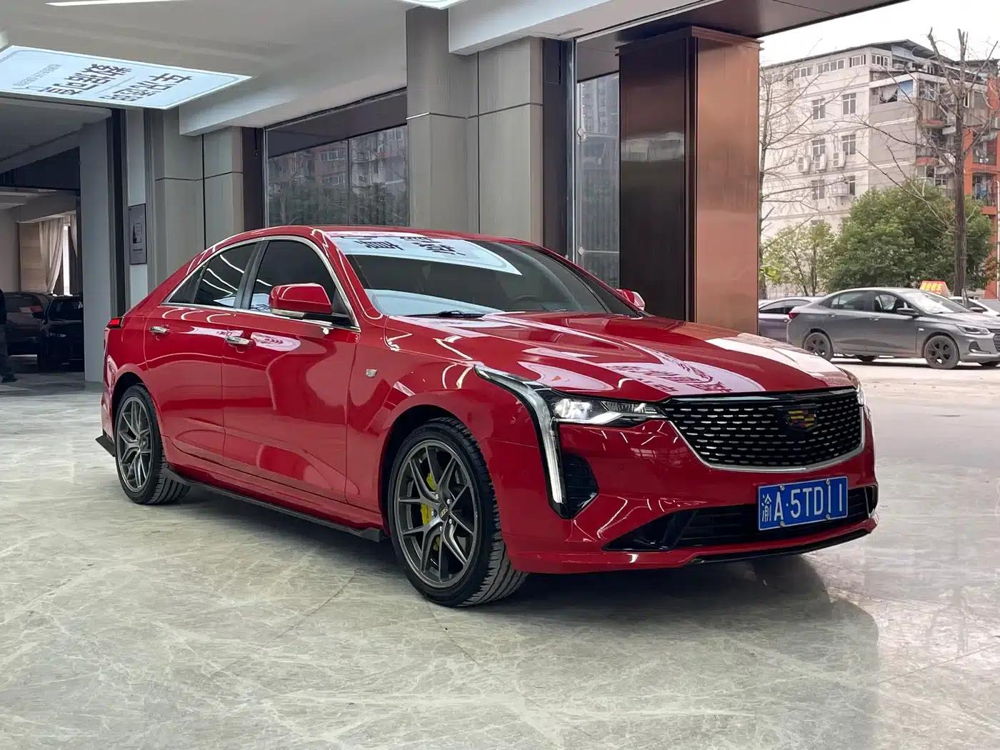 2022 Cadillac CT4 28T Luxury — миниатюра 3