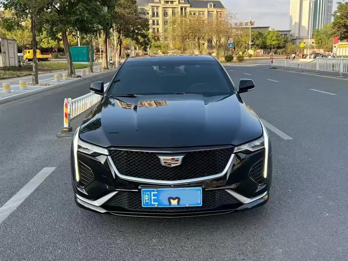 Cadillac CT4 2021 28T Fashion Edition — миниатюра 1
