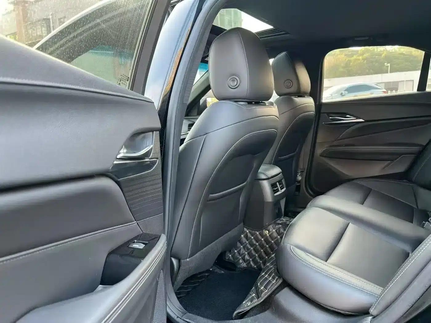 Cadillac CT4 2021 28T Fashion Edition — миниатюра 9
