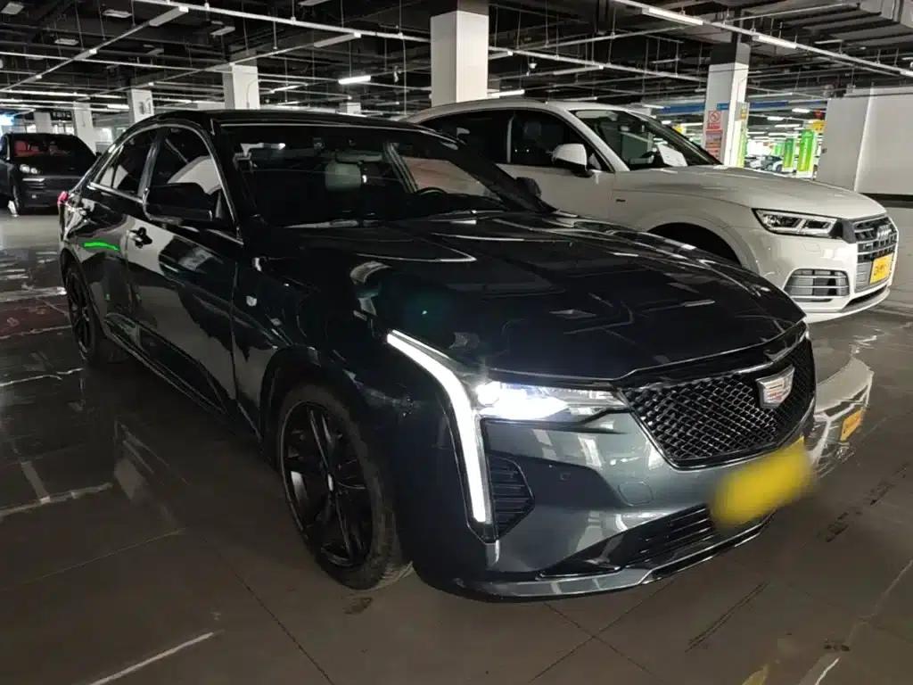 2022 Cadillac CT4 28T Luxury — миниатюра 4