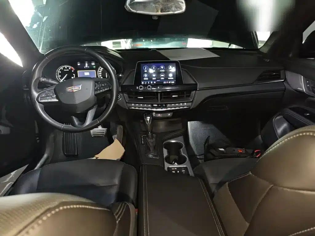 2022 Cadillac CT4 28T Luxury — миниатюра 10