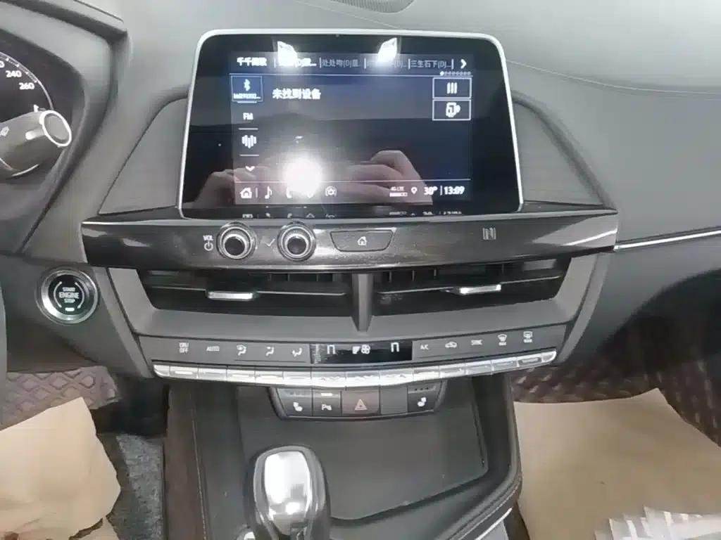 2021 Cadillac CT4 28T Luxury — миниатюра 13