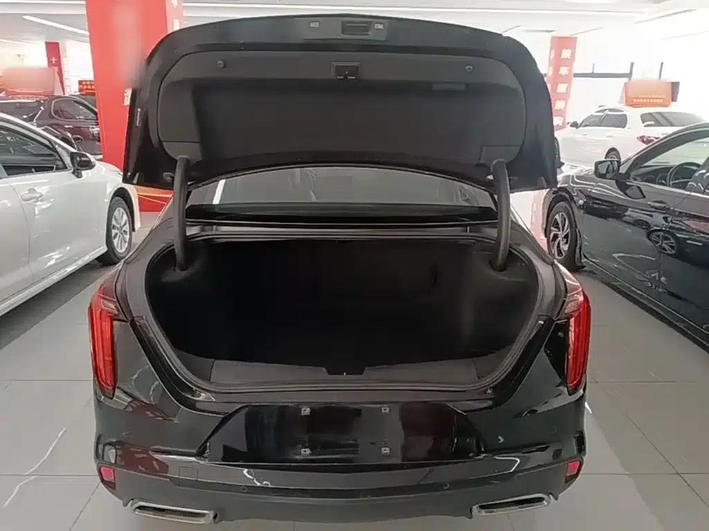 2021 Cadillac CT4 28T Luxury — миниатюра 19