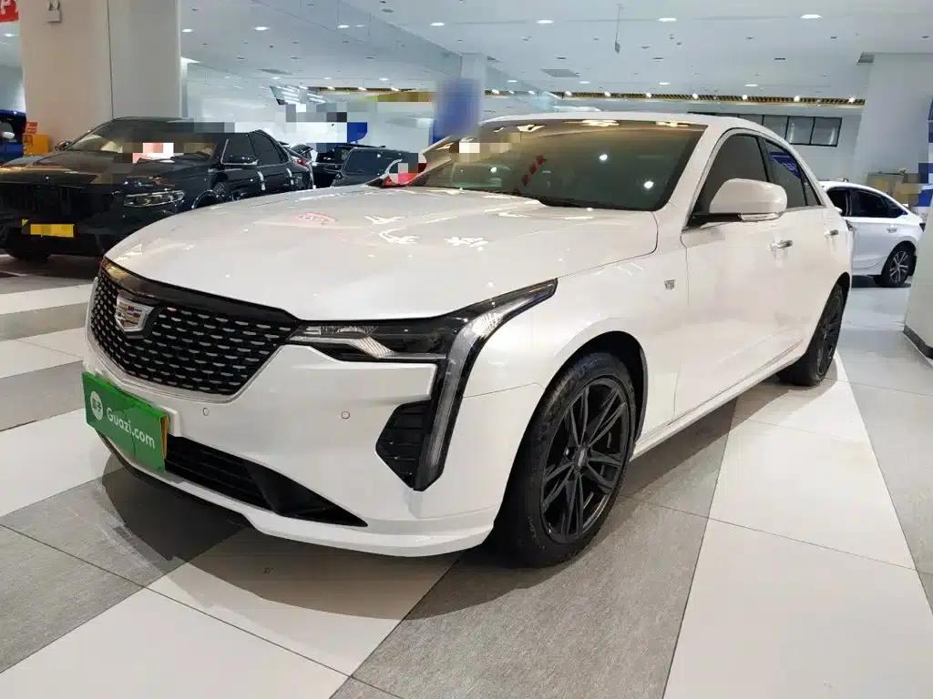 2023 Cadillac CT4 25T Luxury — миниатюра 2