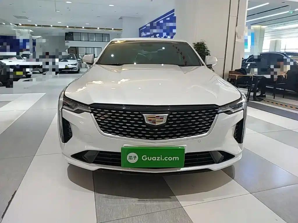 2023 Cadillac CT4 25T Luxury — миниатюра 3